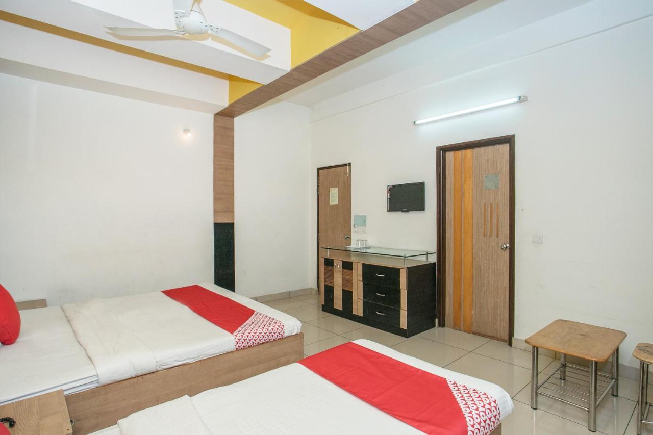 העיר בנגלור Hotel O Abhimaani Comforts מראה חיצוני תמונה