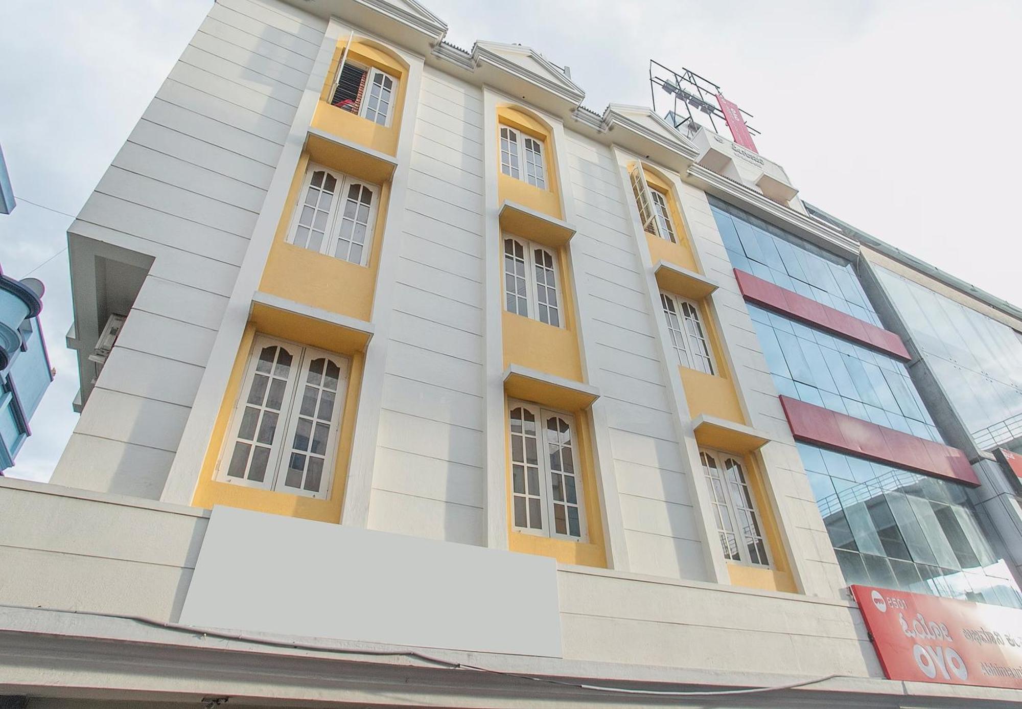 העיר בנגלור Hotel O Abhimaani Comforts מראה חיצוני תמונה