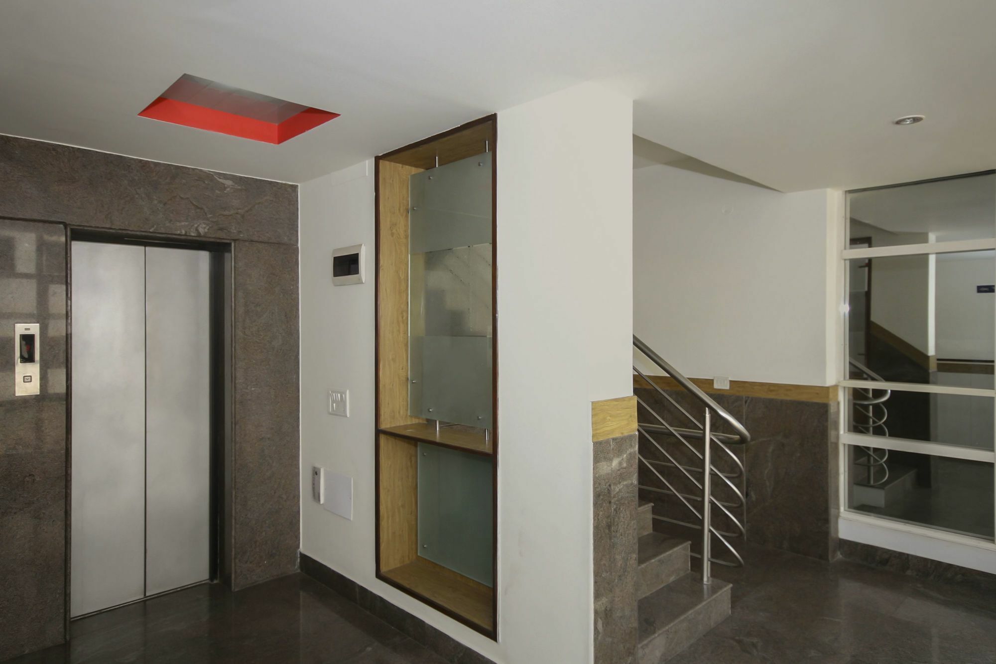 העיר בנגלור Hotel O Abhimaani Comforts מראה חיצוני תמונה